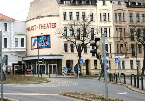 Fahrwerk Fahrschule Görlitz Laden nebem dem Kino Görlitz